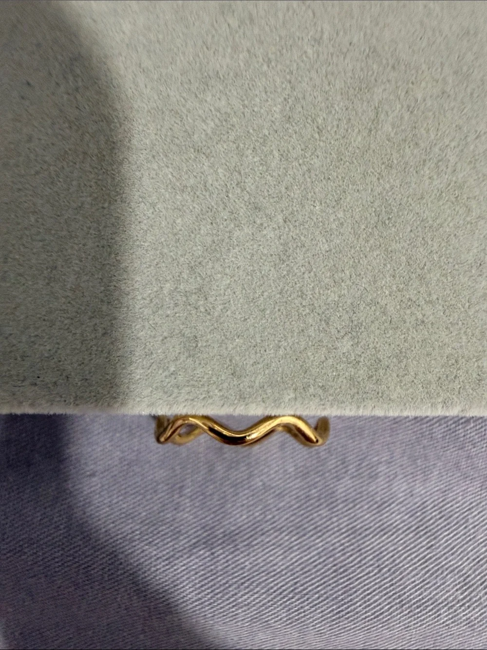 Delicate Gold Wave Ring
